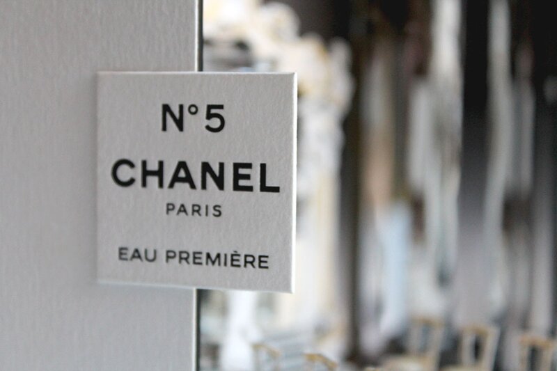 Limited edition Chanel No. 5 Eau Première Catwalk box opening